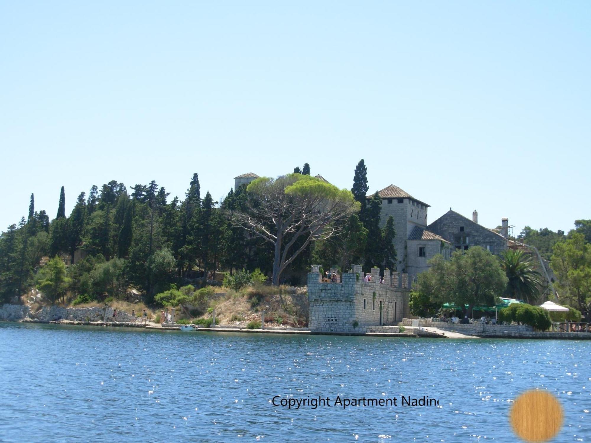 Apartment Nadine Mljet Mit Meerblick Okuklje Eksteriør bilde